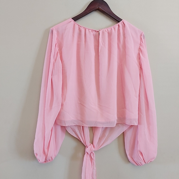 Leyden blouson sleeve and knotted waist blouse - Picture 8 of 8